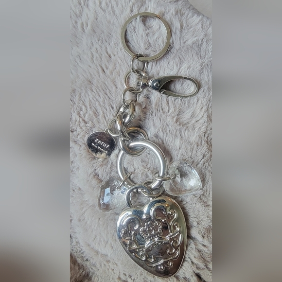 Silver Keychain with Heart Charms - Picture 3 of 5